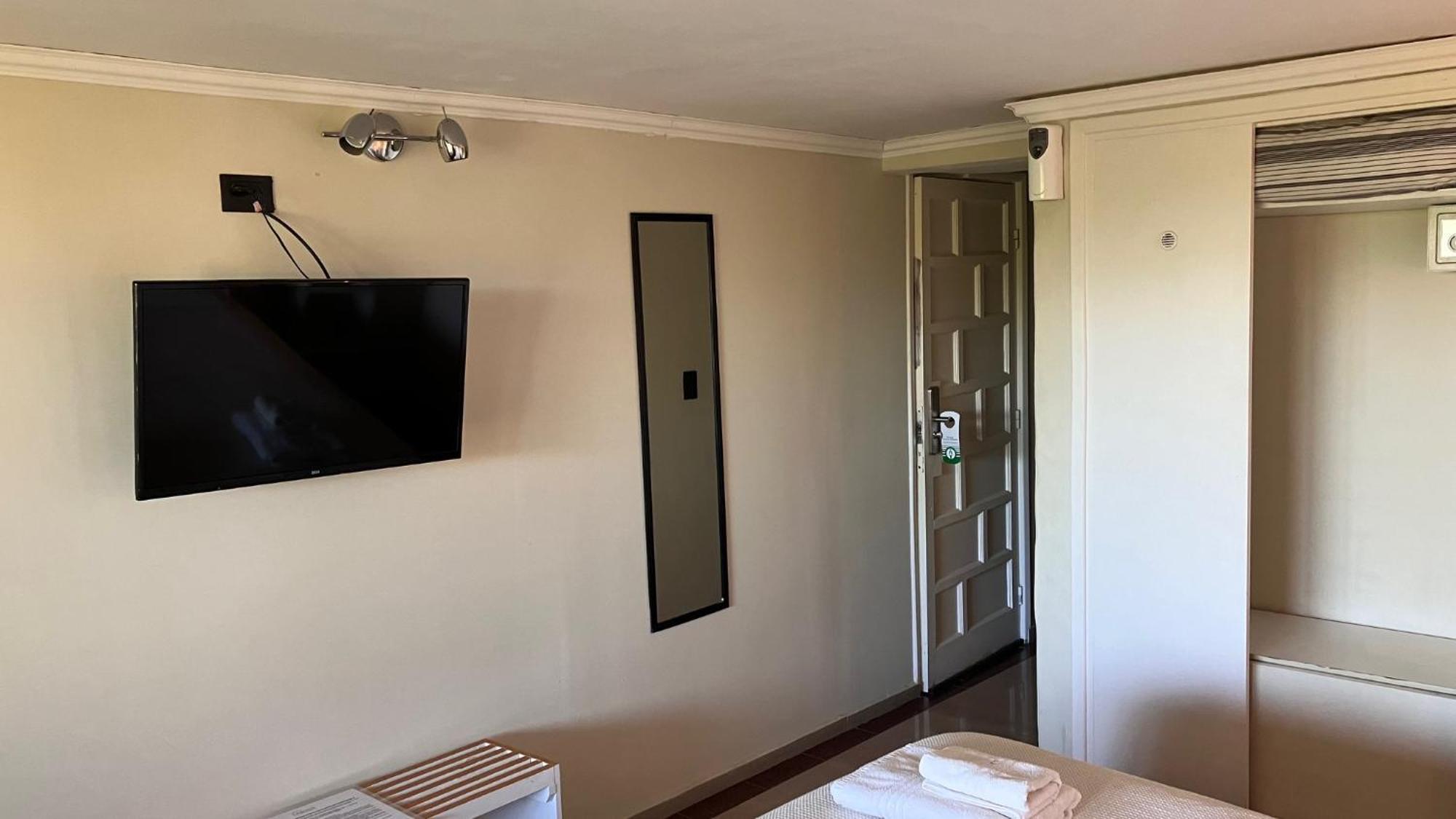 Casa Alta Hotel Boutique & Spa - Solo Adultos Villa Carlos Paz Luaran gambar